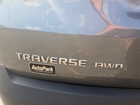 Used 2018 Chevrolet Traverse LS AWD/4WD image 28