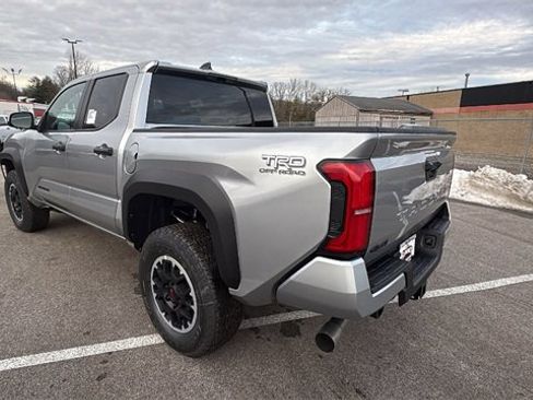 New 2026 Toyota Tacoma TRD Off-Road image 3