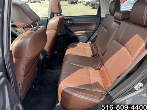Used 2017 Subaru Forester 2.5i Touring AWD/4WD image 38