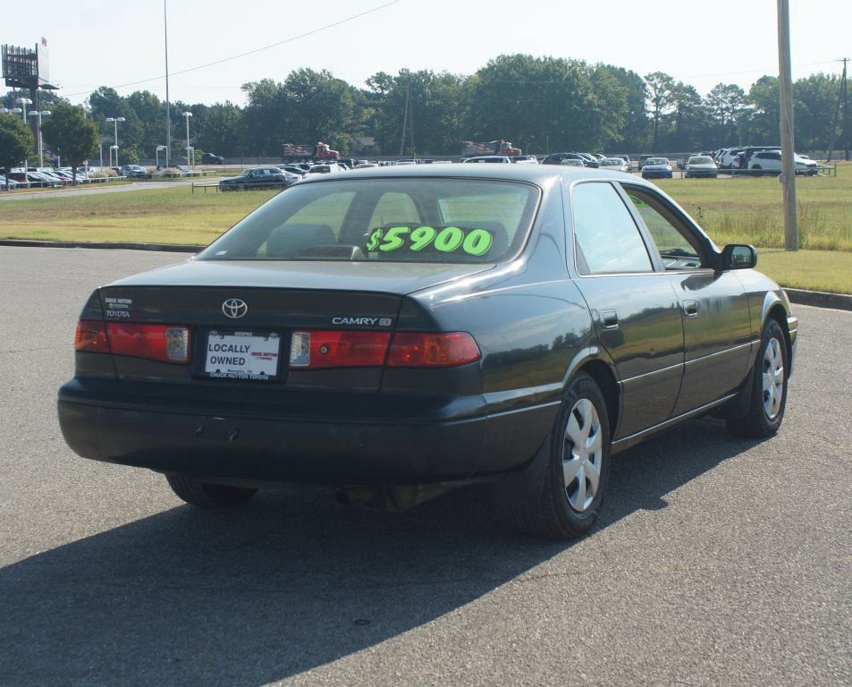 Used 2001 Toyota Camry CE w/ Value Pkg 1 FWD image 12