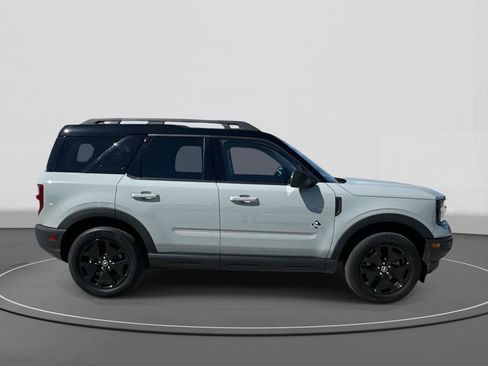 Used 2023 Ford Bronco Sport Outer Banks image 5