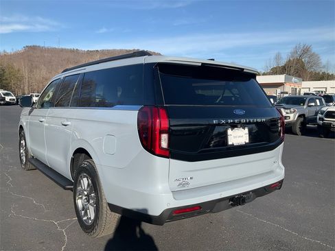 New 2026 Ford Expedition Max Active image 7