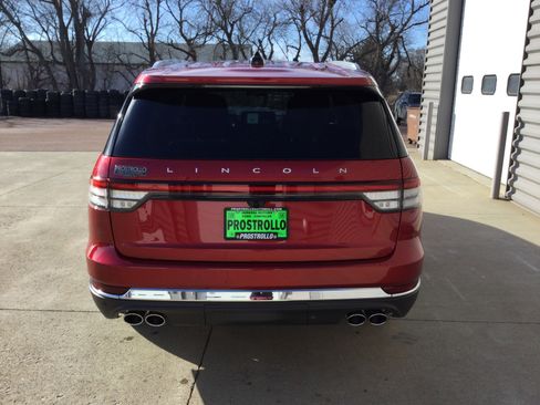 New 2026 Lincoln Aviator AWD image 4