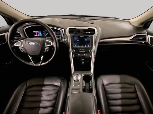 Used 2019 Ford Fusion SEL FWD image 15