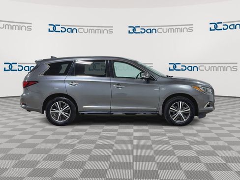 Used 2019 INFINITI QX60 Pure image 2