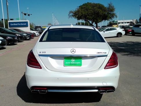 Used 2015 Mercedes-Benz S 63 AMG 4MATIC Sedan image 11