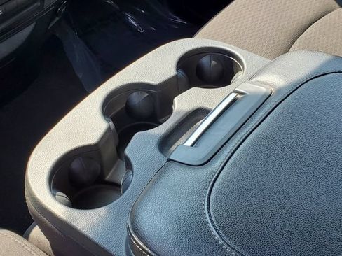 Used 2019 RAM 1500 Express w/ Wheel & Sound Group AWD/4WD image 17
