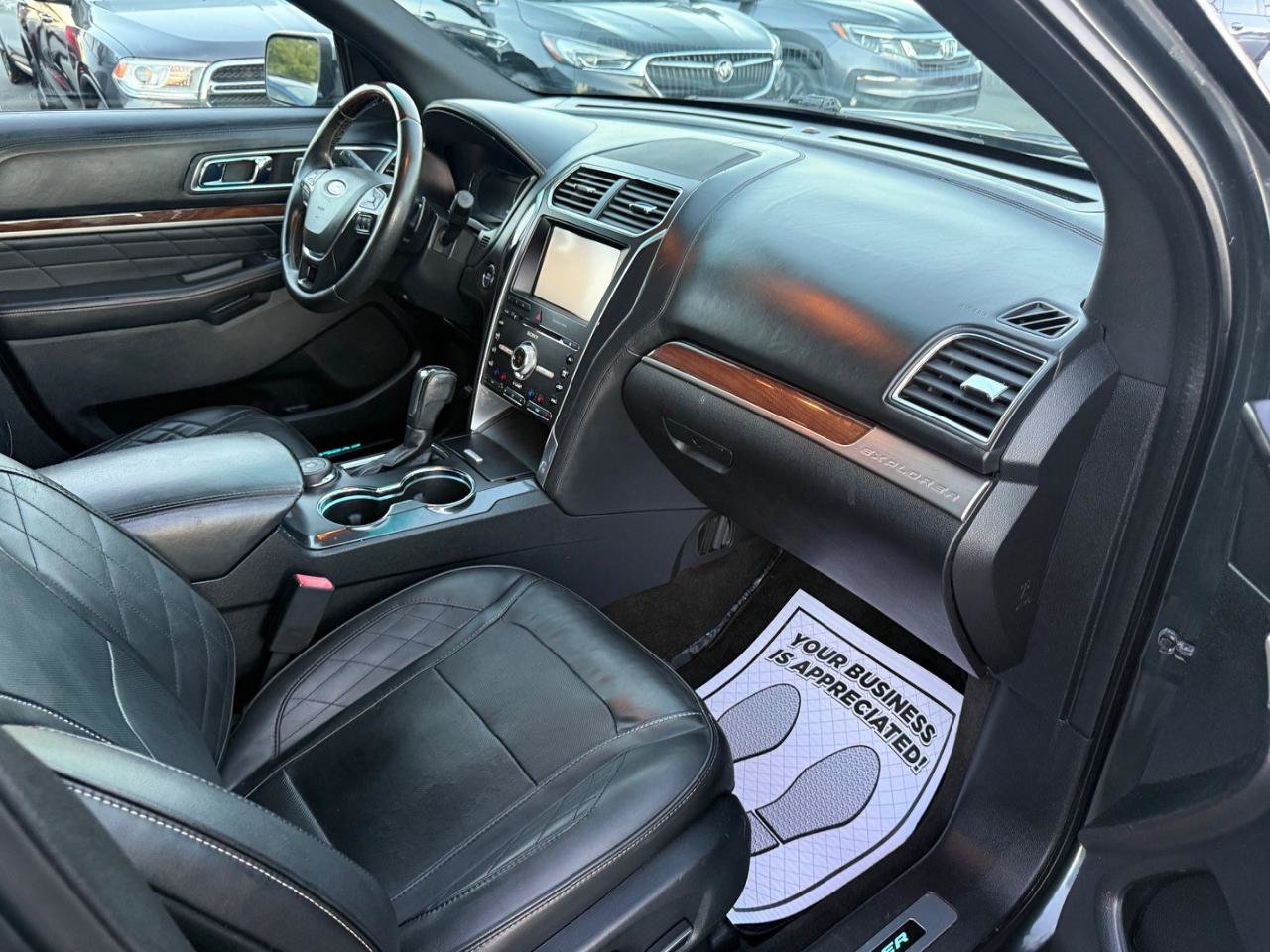 Used 2016 Ford Explorer Platinum AWD/4WD image 13