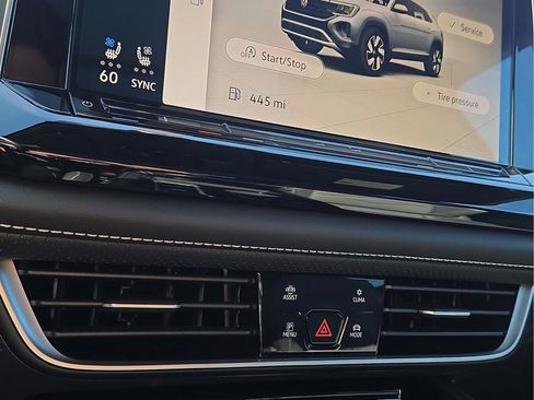New 2026 Volkswagen Atlas Cross Sport SE FWD image 19