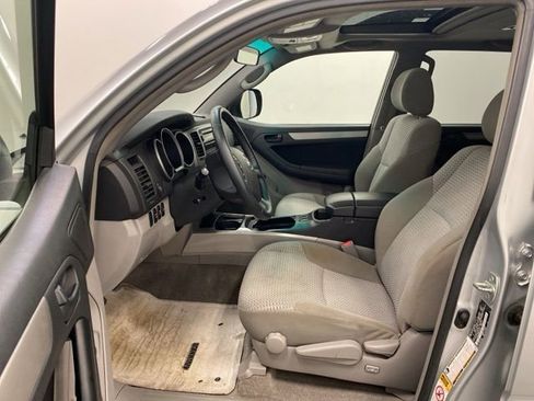 Used 2008 Toyota 4Runner SR5 image 8