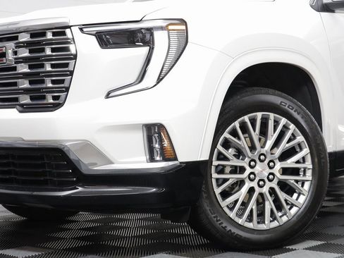 Used 2024 GMC Acadia Denali w/ LPO, Floor Liner Package image 3