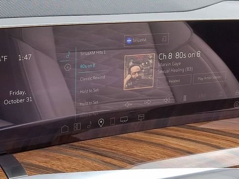 Certified 2025 Cadillac Escalade Sport Platinum w/ LPO, Floor Liner Package image 17