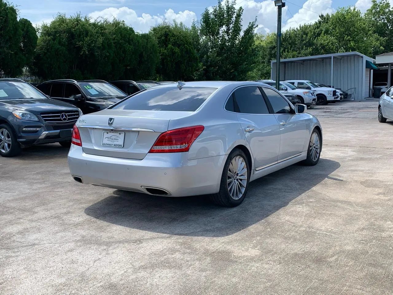 Used 2014 Hyundai Equus Ultimate RWD image 7