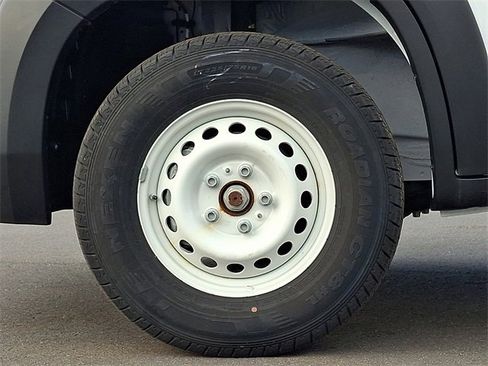 Used 2024 RAM ProMaster 2500 w/ Safety Group image 8