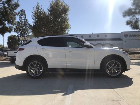 Used 2018 Alfa Romeo Stelvio Sport w/ Quick Order Package 22J Sport image 5