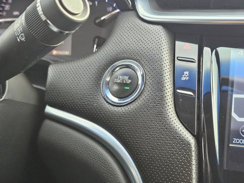 Used 2014 Cadillac XTS Luxury image 10