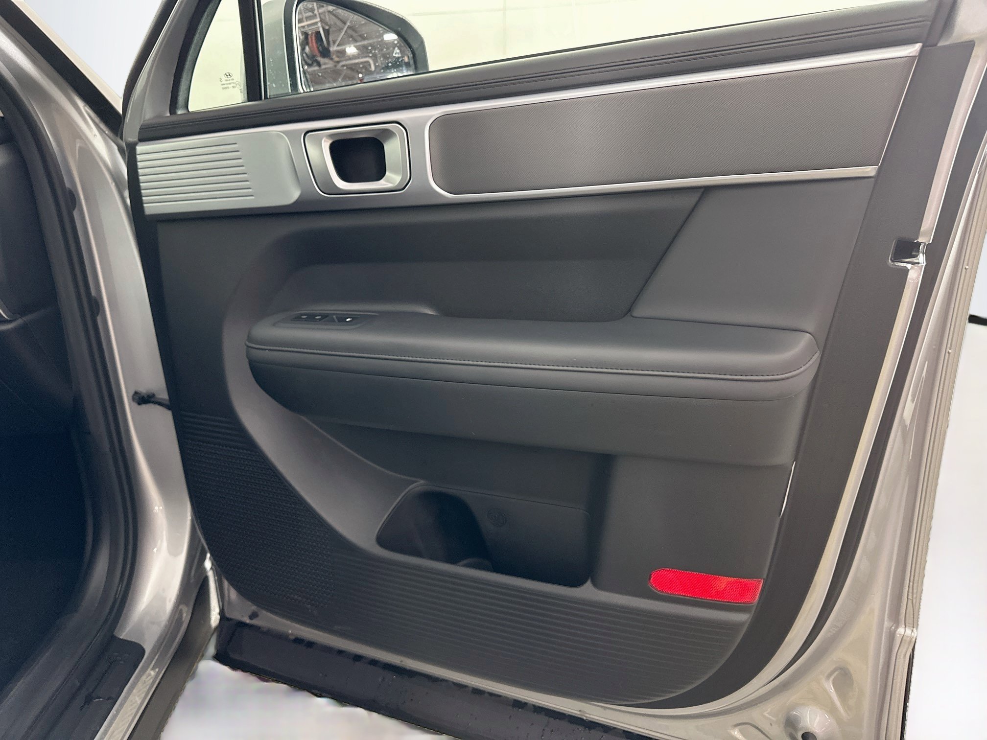 Used 2026 Hyundai Santa Fe SEL FWD image 33