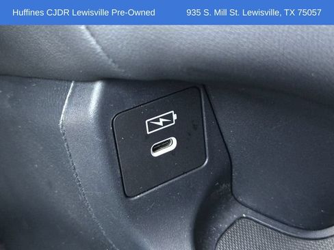 Used 2024 Honda HR-V LX image 23