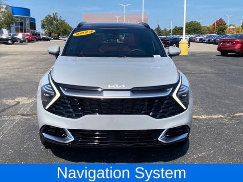 Used 2024 Kia Sportage SX image 3