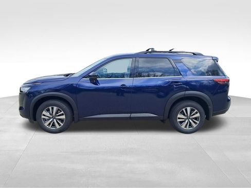 New 2026 Nissan Pathfinder SL w/ Lighting Package AWD/4WD image 2