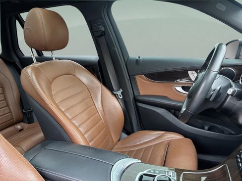 Used 2018 Mercedes-Benz GLC 300 image 21