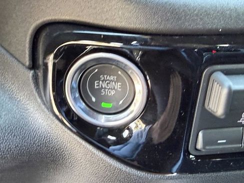 New 2026 Chevrolet Silverado 1500 High Country w/ High Country Premium Package AWD/4WD image 19