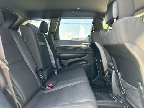 Used 2020 Jeep Grand Cherokee Laredo RWD image 15