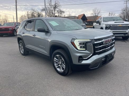 Used 2025 GMC Terrain Elevation image 7