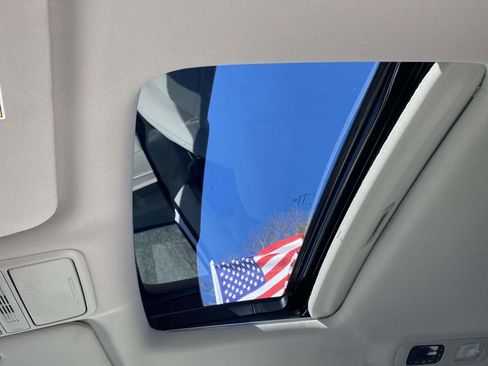 New 2026 Honda Odyssey EX-L image 17