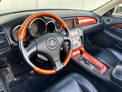Used 2004 Lexus SC 430 Convertible RWD image 23