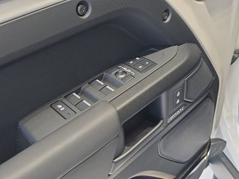 New 2026 Land Rover Defender 110 OCTA AWD/4WD image 11