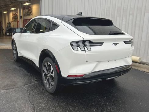 Used 2023 Ford Mustang Mach-E Premium image 7