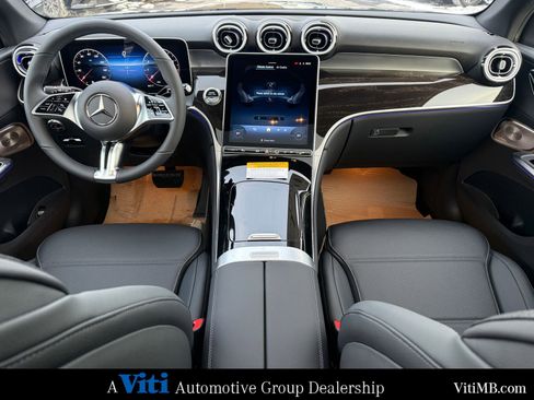 New 2026 Mercedes-Benz GLC 300 GLC 300 image 2