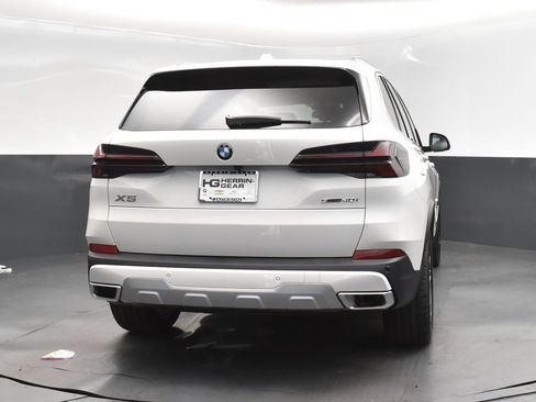 Used 2026 BMW X5 sDrive40i w/ Parking Assistance Package RWD image 7