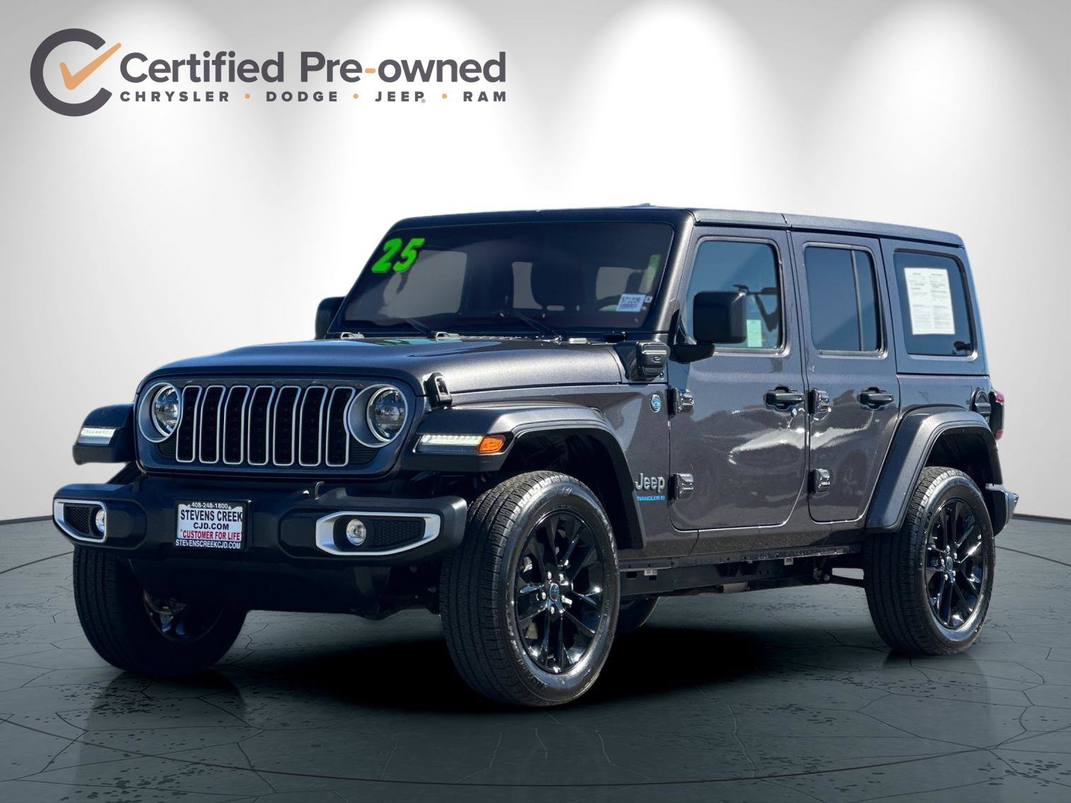 Certified 2025 Jeep Wrangler Unlimited Sahara w/ Safety Group AWD/4WD image 8