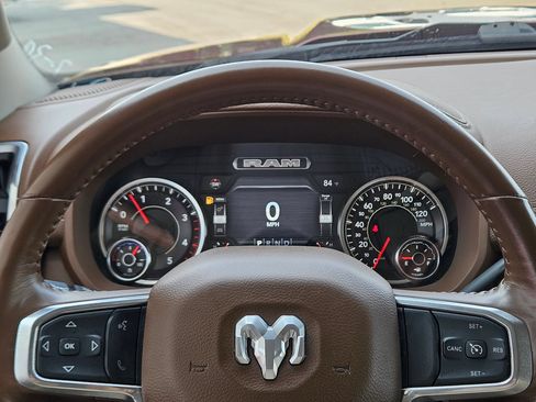Used 2023 RAM 3500 Laramie AWD/4WD image 17
