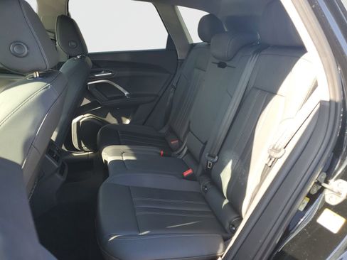 Used 2025 Audi Q5 Premium w/ Convenience Package AWD/4WD image 14