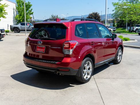 Used 2018 Subaru Forester 2.5i Touring AWD/4WD image 48
