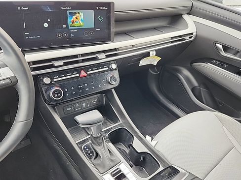 Used 2025 Hyundai Santa Cruz Limited image 25