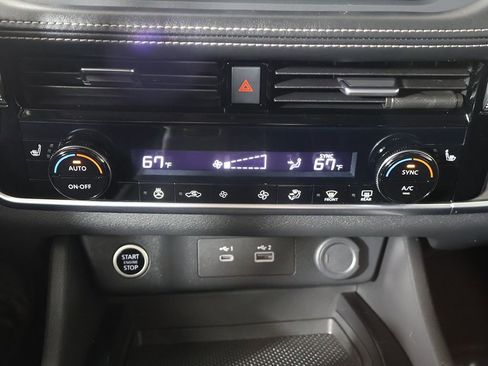 Used 2022 Nissan Rogue SV w/ SV Premium Package AWD/4WD image 45
