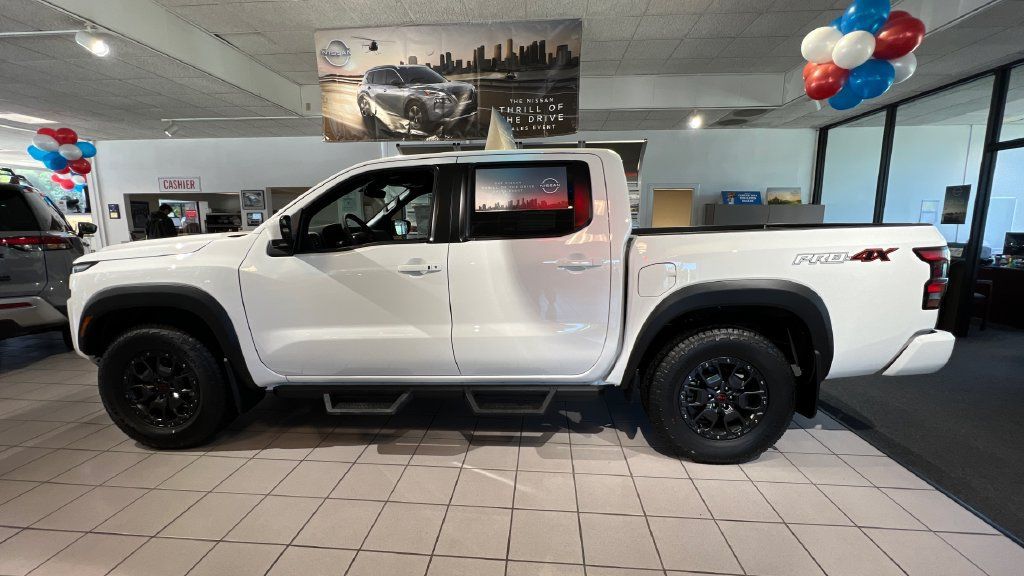 Certified 2023 Nissan Frontier PRO-4X w/ Pro-4X Premium Package AWD/4WD image 7
