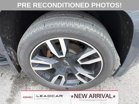Used 2019 Chevrolet Tahoe Premier AWD/4WD image 9
