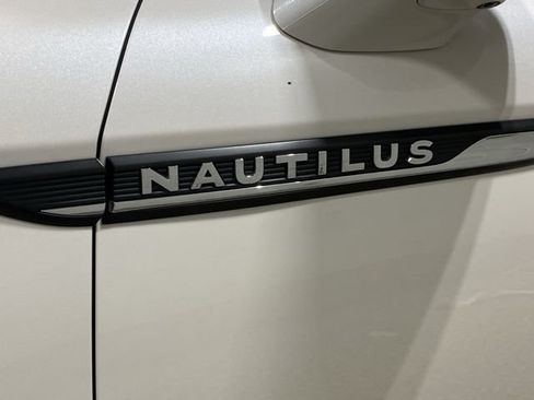 Used 2019 Lincoln Nautilus Reserve AWD/4WD image 29