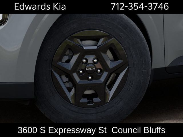 New 2027 Kia Carnival LX FWD image 11