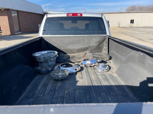 Used 2018 RAM 3500 Tradesman w/ Chrome Appearance Group image 5