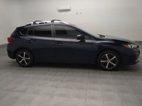 Used 2019 Subaru Impreza 2.0i Premium AWD/4WD image 11