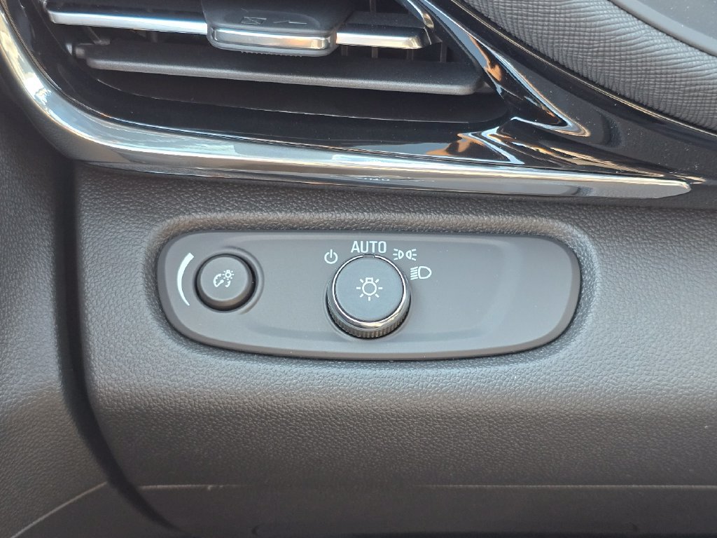 New 2026 Buick Envista Sport Touring w/ Convenience I Package FWD image 19