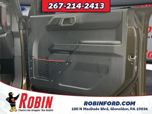 Used 2023 Ford Bronco Badlands w/ Sasquatch Package AWD/4WD image 27