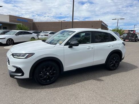 Used 2024 Honda HR-V Sport image 1
