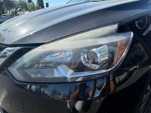 Used 2019 Nissan Sentra SR image 7